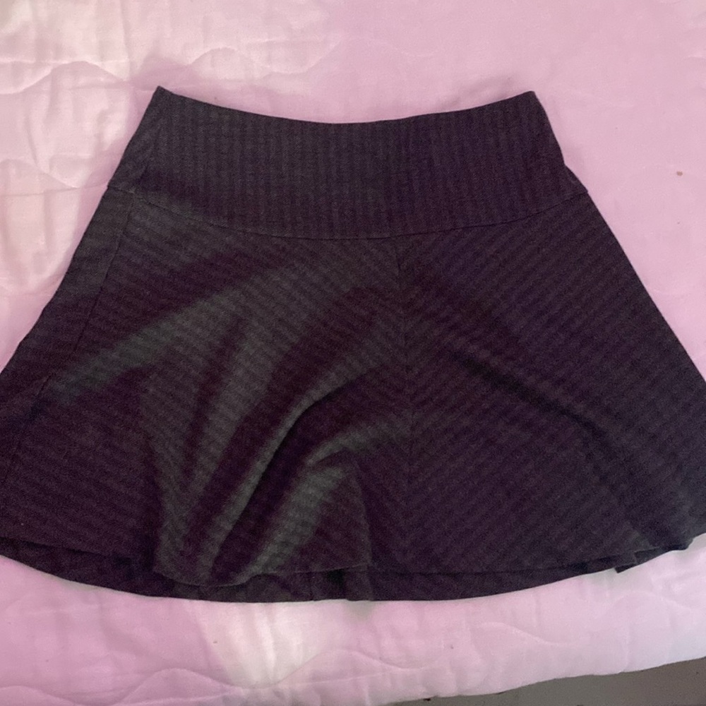 Grey skirt